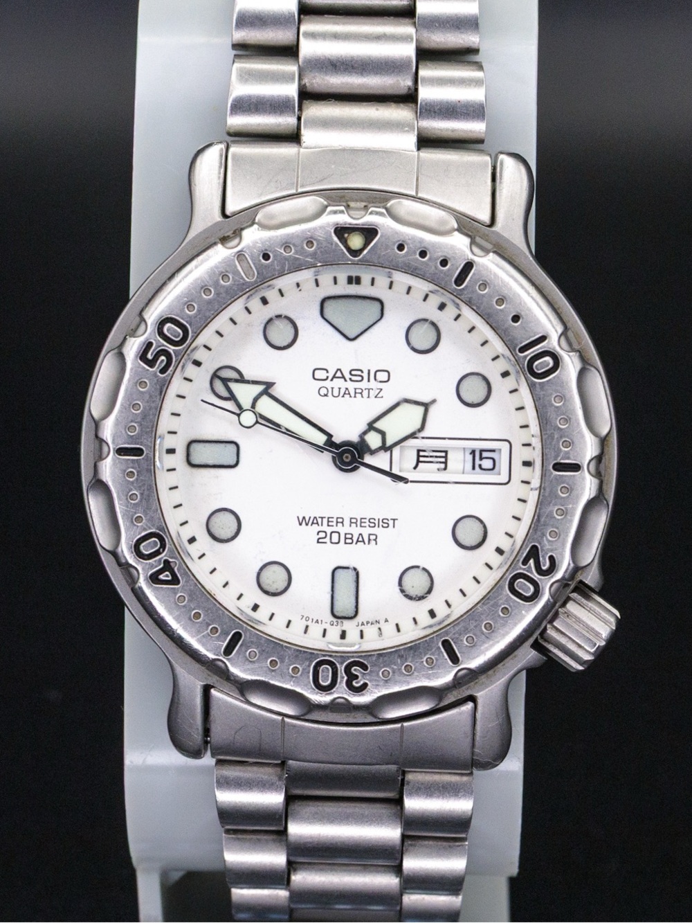 Casio Rare MD-705C Vintage 36mm JDM Import Day/Date 36mm Dive Watch